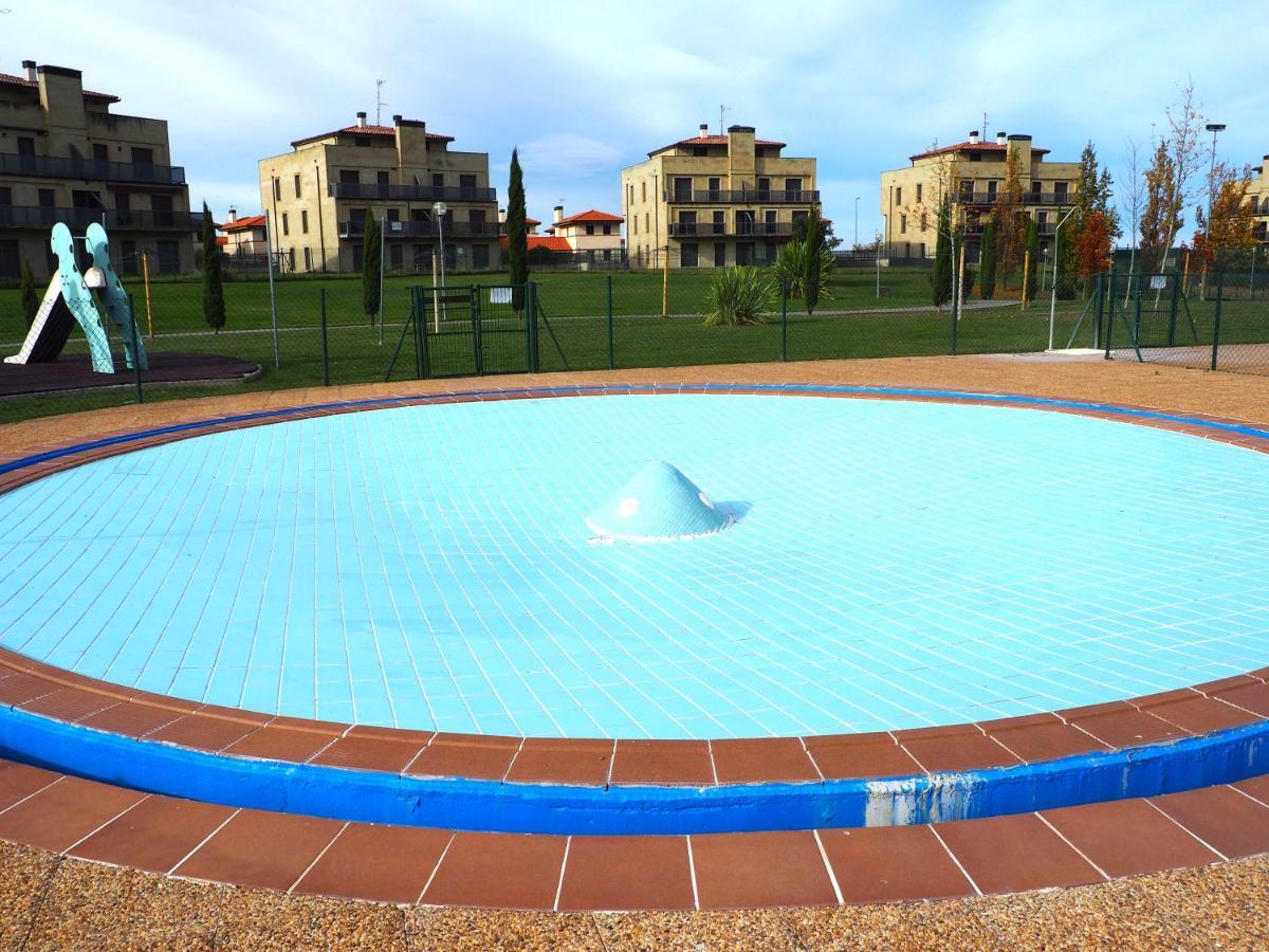 Apartamento Golf Buenas Vistas Cirueña Dış mekan fotoğraf
