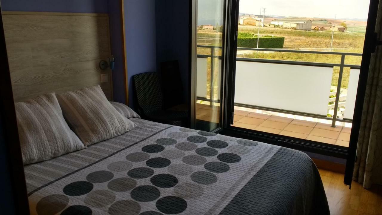 Apartamento Golf Buenas Vistas Cirueña Dış mekan fotoğraf